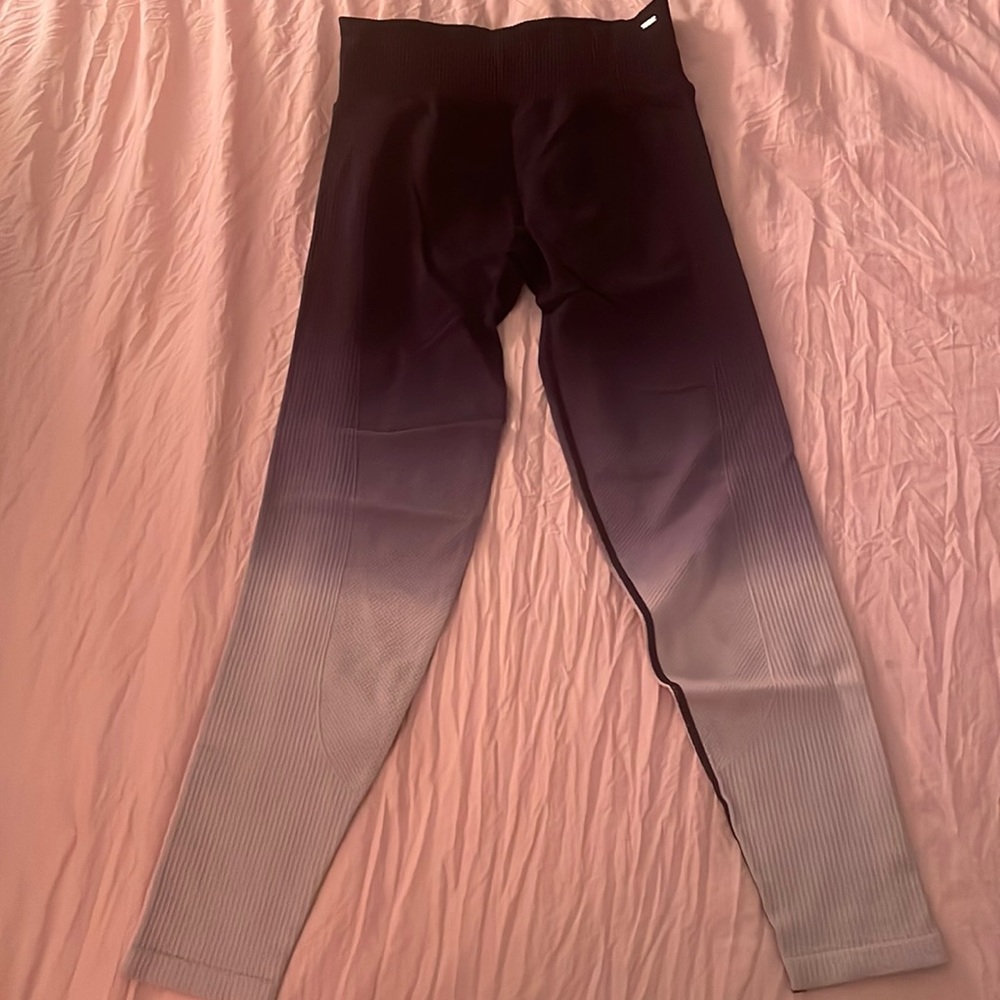 Victoria’s Secret Pink Active Blue Leggings